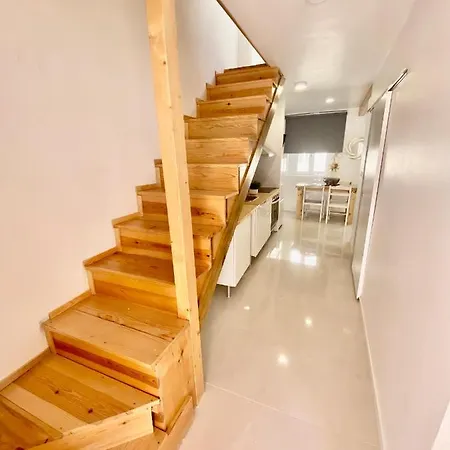 Casinha Da Patricia Nazaré